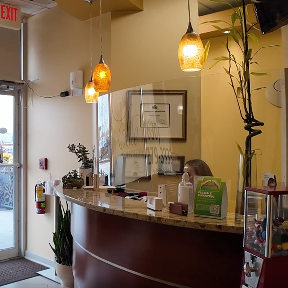 Elite Dentistry | Invisalign reg , Teeth Whitening and Night Guards